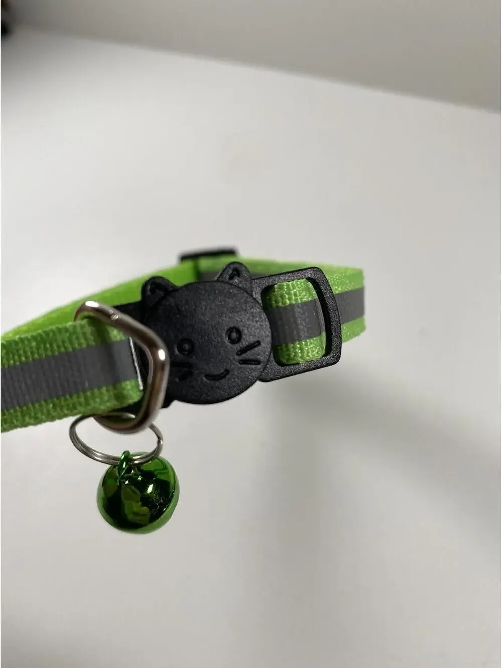 Cat Breakaway Collar New With Jingle Bell And Reflective Strip